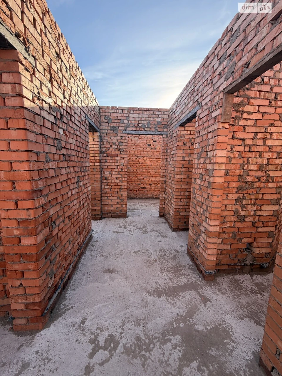Sale of a House in Buchma