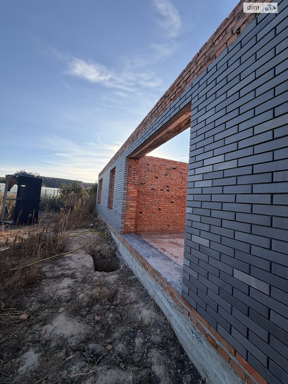 Sale of a House in Buchma