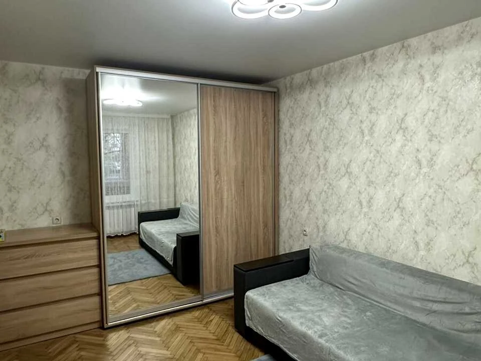 Квартира. Київ, Червоної Калини просп.