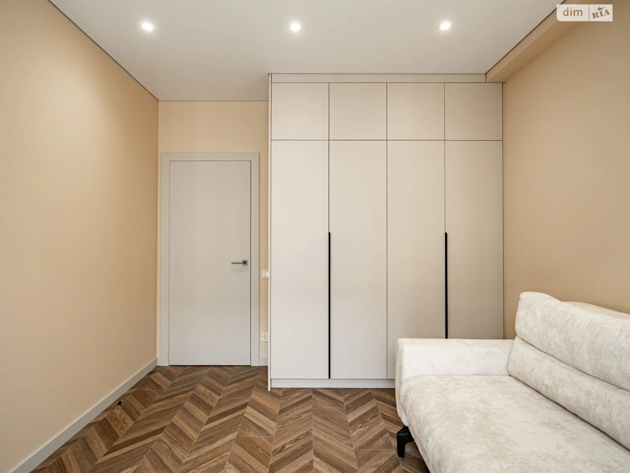 Apartment for Sale, Holosiivskyi