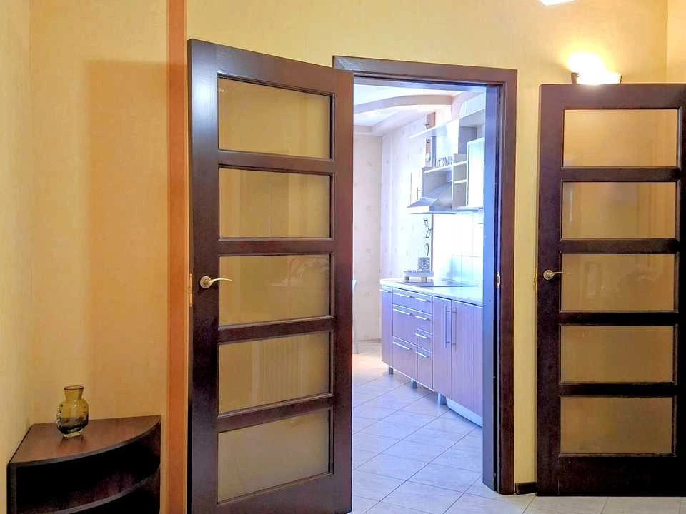 Квартира. Киев, Тетянинская ул.