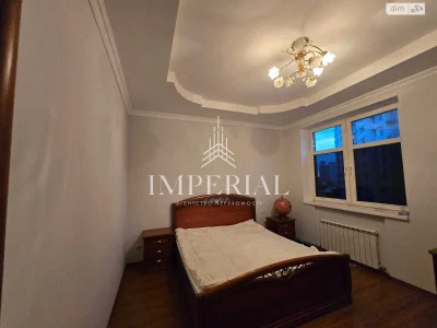 Long-Term Renting 4-Room Apartment in Pecers'k