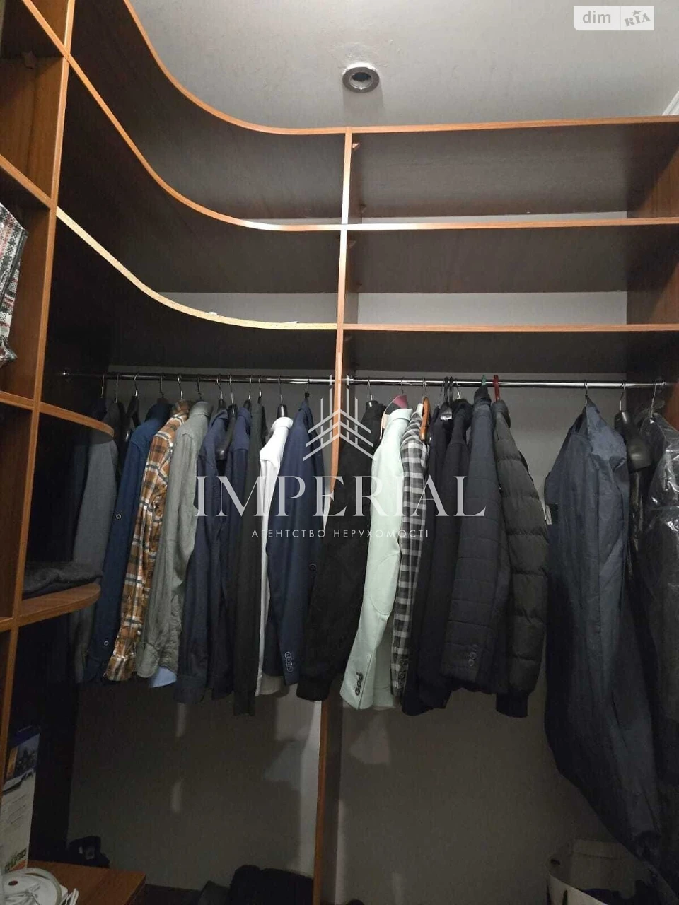 Long-Term Renting 4-Room Apartment in Pecers'k
