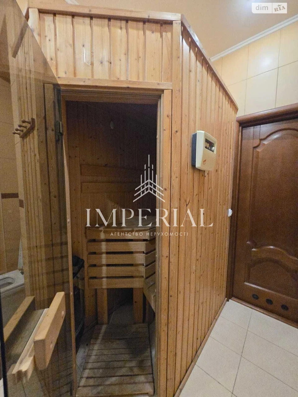Long-Term Renting 4-Room Apartment in Pecers'k
