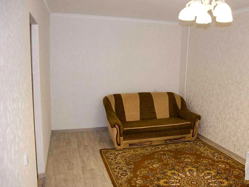Apartment. Dnipro, Oleksandra Polia prospekt.