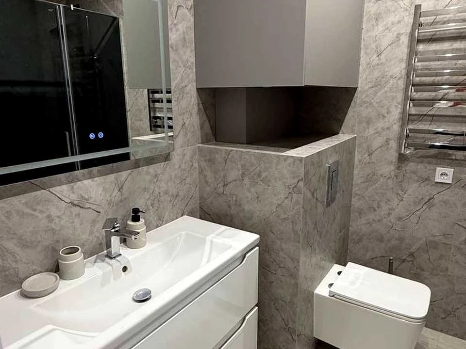 Apartment. Дніpro, Naberzhnaya Peremohy St.