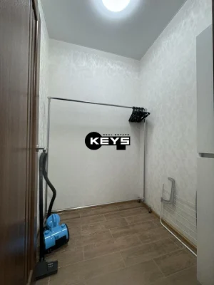 Продаж 1-кімнатної квартири у ЖК 4 сезони з ремонтом