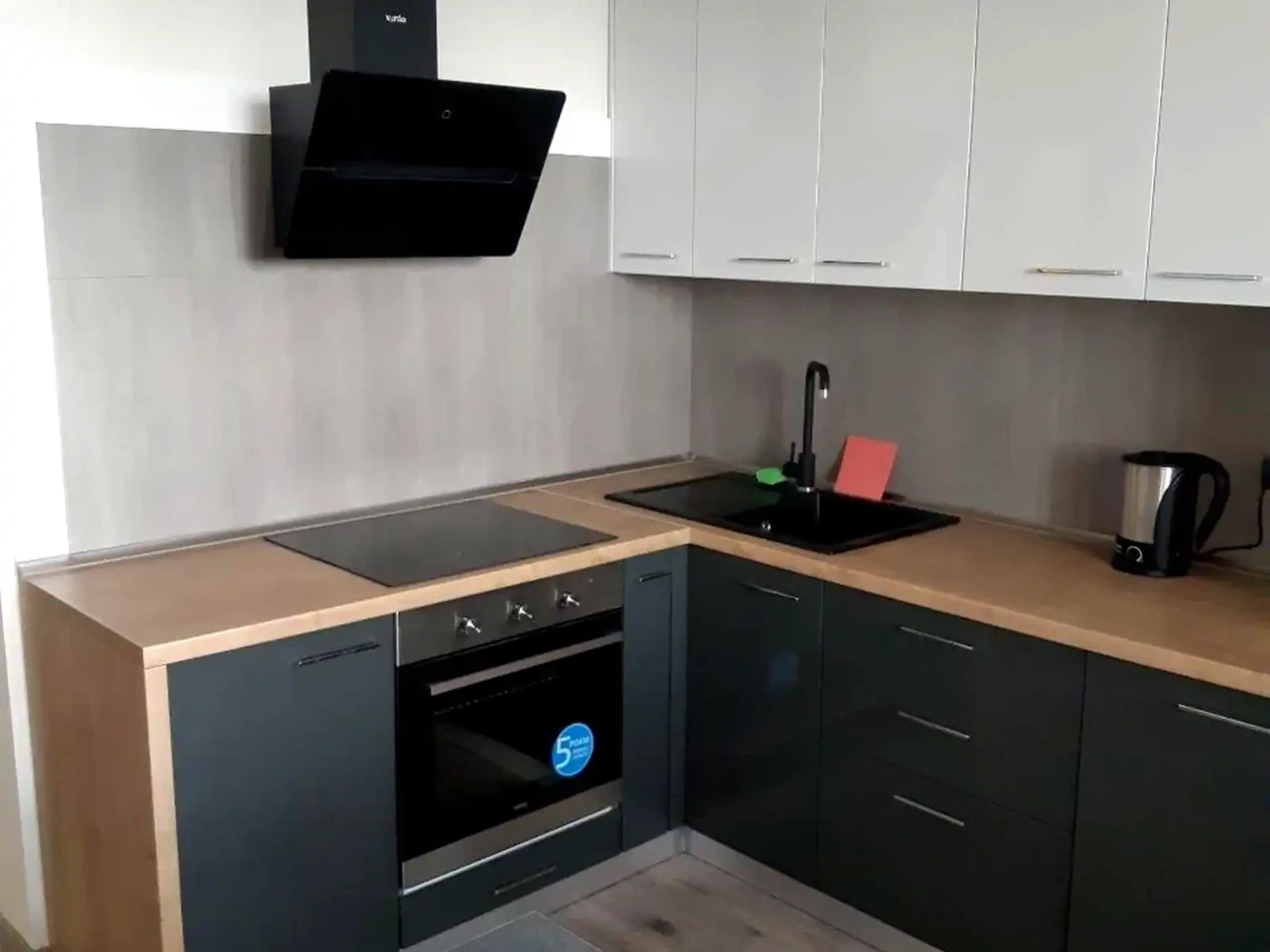 Сдается 1-комнатная квартира 37 м², 15/25 этаж