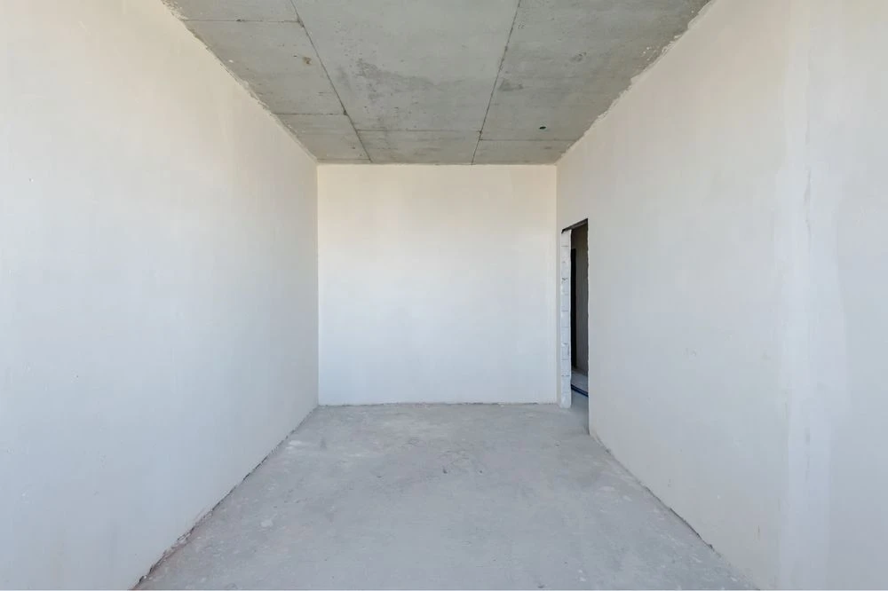 Sale of a one-room apartment with a view, 54.4 m2, in the very center of K