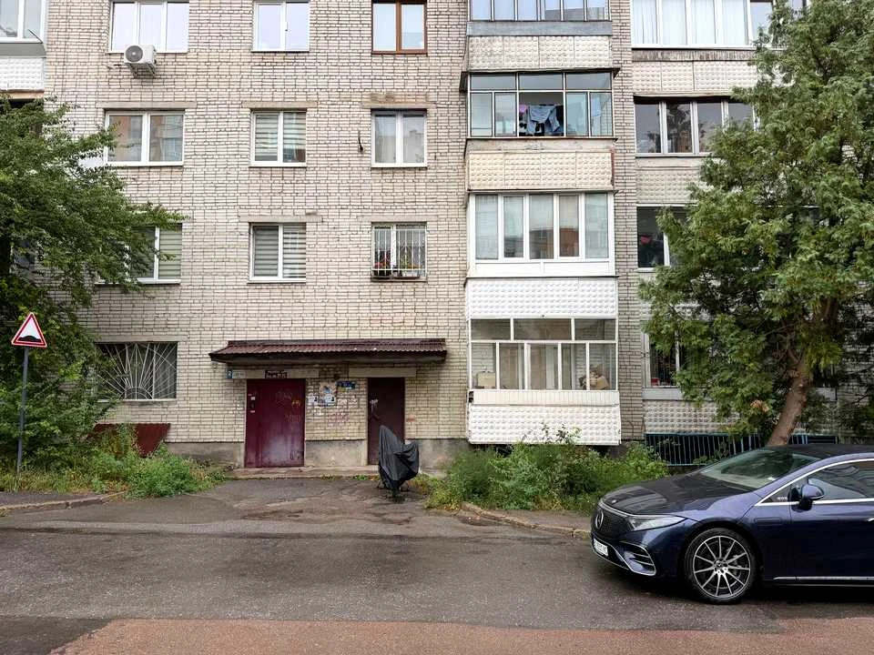 4-room apartment. Lviv, Hrymezheno I. Mazepe St.