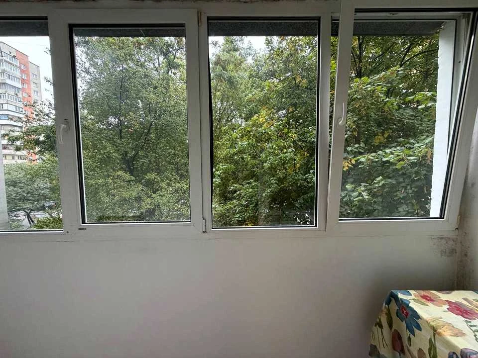 4-room apartment. Lviv, Hrymezheno I. Mazepe St.