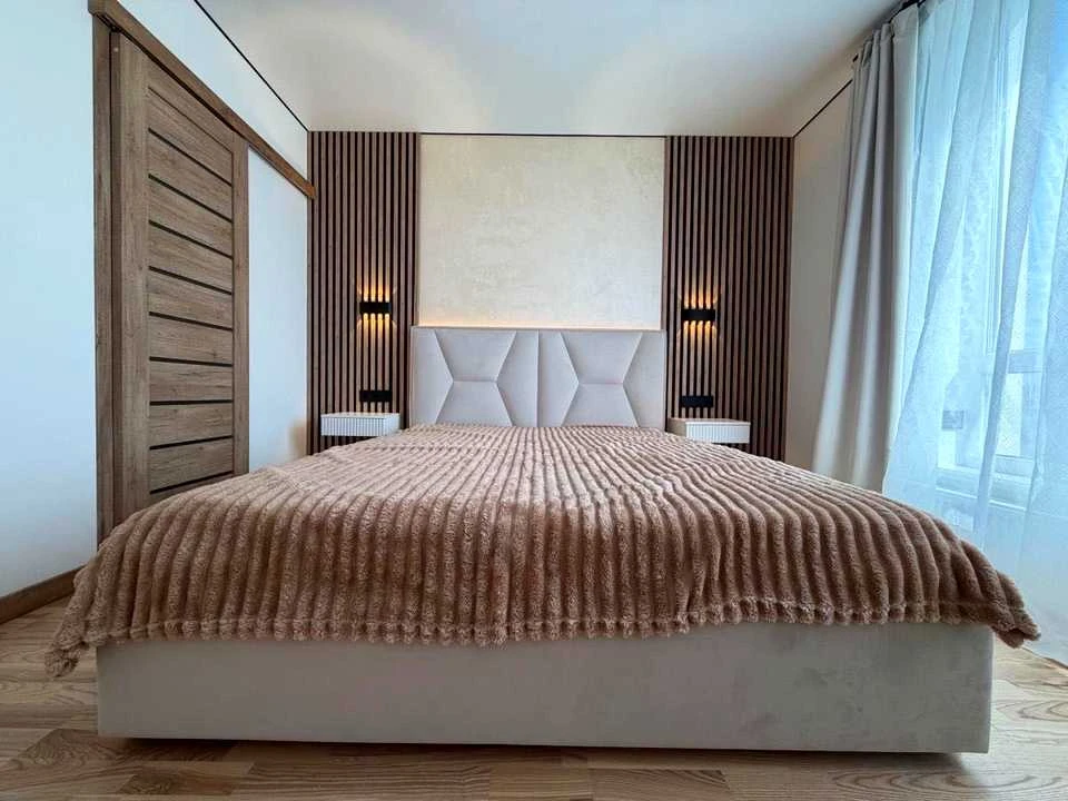 Apartment. Ivano-Frankivsk, Romana Levytskyi Street