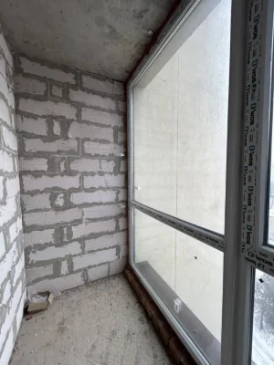 For sale, 1-room new building in the city center.