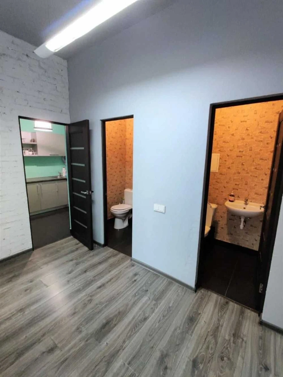 Sale of an apartment for office use, 130 sq.m, "Panorama on Pecers'k" residential complex