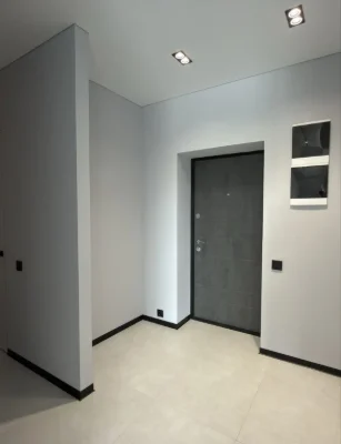 Sale of a stylish two-level 3-room apartment