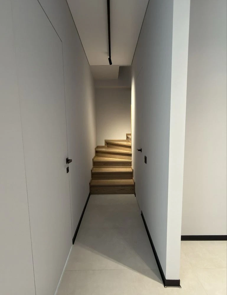 Sale of a stylish two-level 3-room apartment