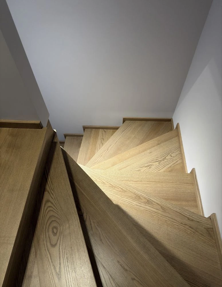 Sale of a stylish two-level 3-room apartment