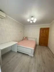 Продам 3-комнатную квартиру Заболотного/Сахарова Газовый Дом