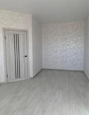 ЖК «Брюссель» — светлая квартира после ремонта, 43 м²