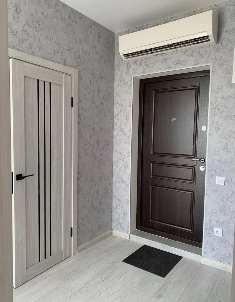 ЖК «Брюссель» — светлая квартира после ремонта, 43 м²