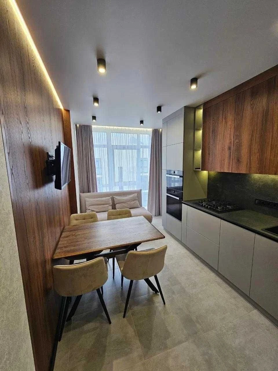 Sale of 1-room apartment, RENOVATED 9/9 floors, 43/31/12m². ЖК Горгани, St. Стрийська 115000$