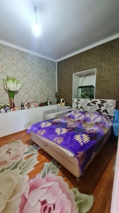 Продам дом на большом участке 14 сот на Ленпоселке.