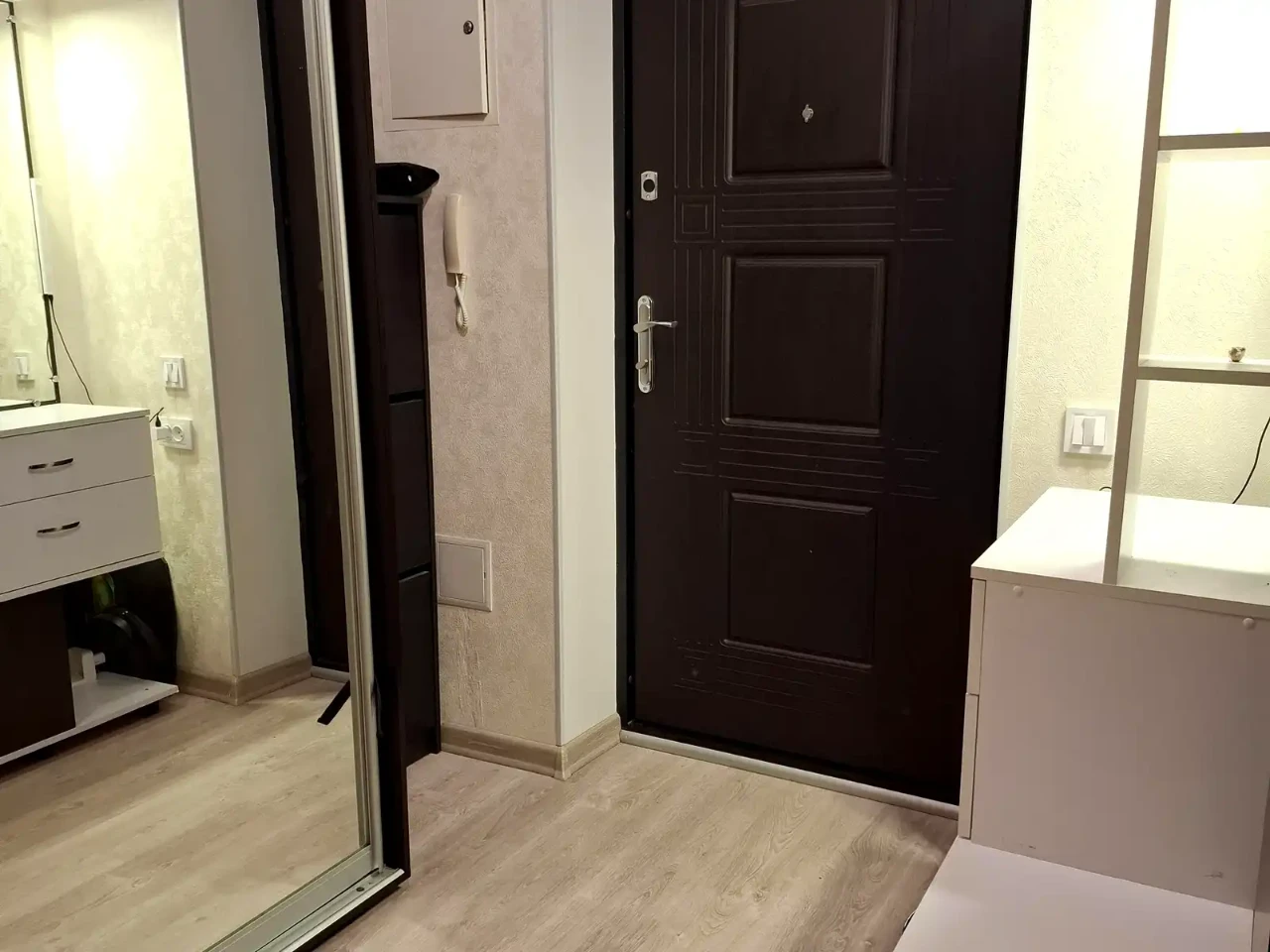 Оренда квартири 2-кімн. 54 м² 7/8 пов.