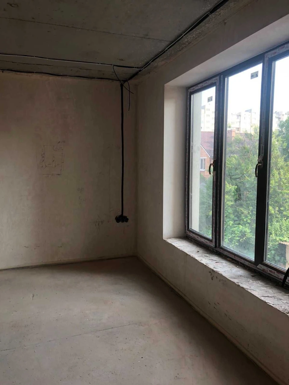 Продам  квартиру , Професора Буйка вул., 28 , Голосієво, мет