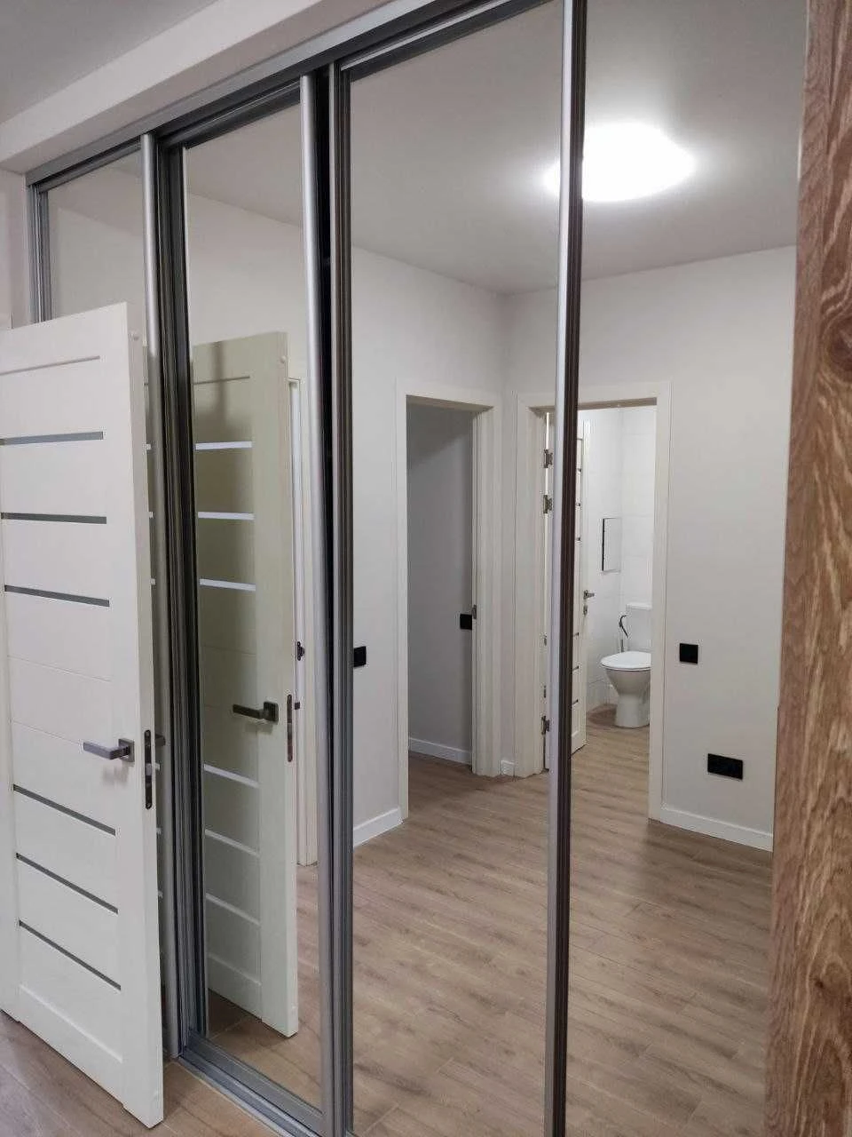 Sale of 1-room apartment in the Autograph residential complex. No commission.