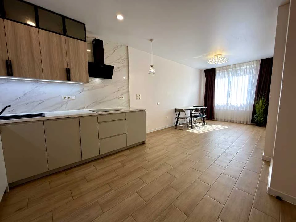 Квартира. Київ, Митрополита Василя Липківського вул.