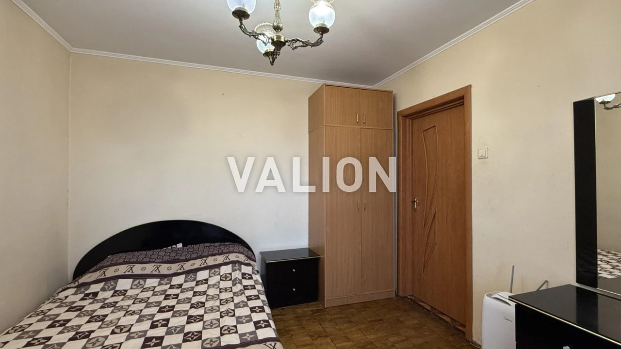 Продаж 2-кімнтаноі квартири у Дарницькому районі, вул.Ревуць