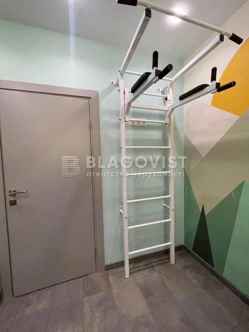 Продаж квартири вул. Каховська (Микільська Слобідка) в Києві