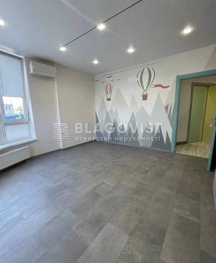 Продаж квартири вул. Каховська (Микільська Слобідка) в Києві
