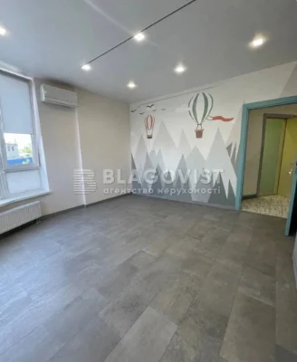 Продаж квартири вул. Каховська (Микільська Слобідка) в Києві