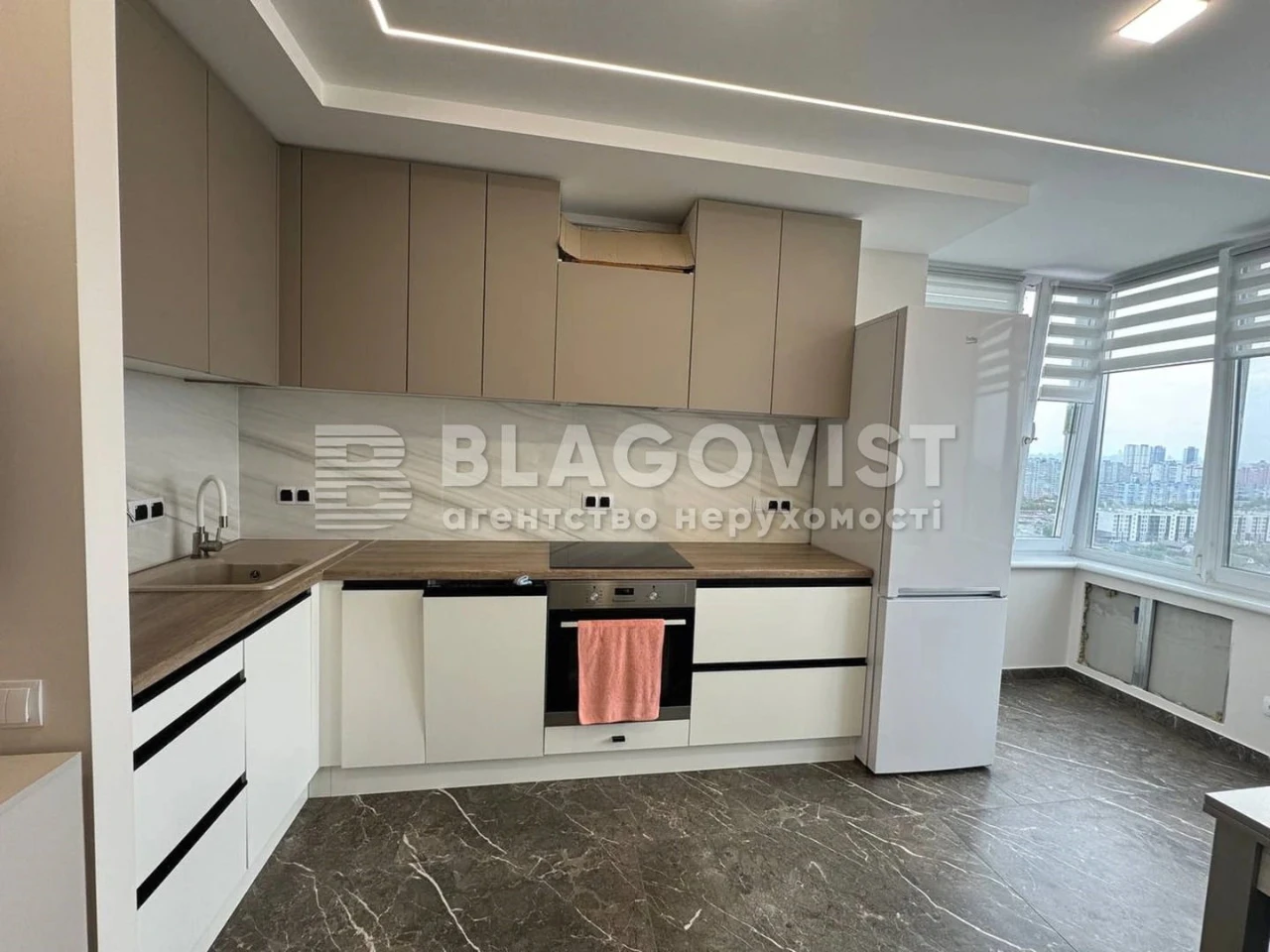 Продаж квартири вул. Рейгана Рональда (Драйзера Теодора) 40