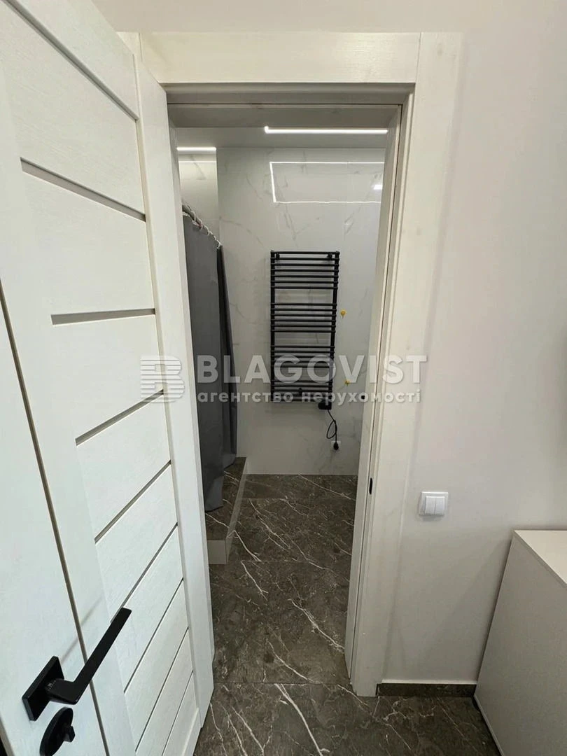 Продаж квартири вул. Рейгана Рональда (Драйзера Теодора) 40