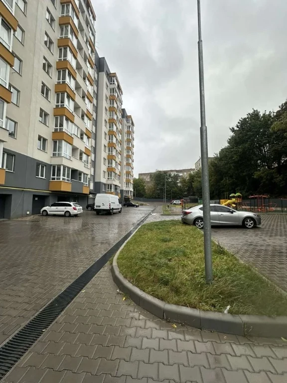 Продам квартиру Срочно в ЖК СТАРОМІСЬКИЙ