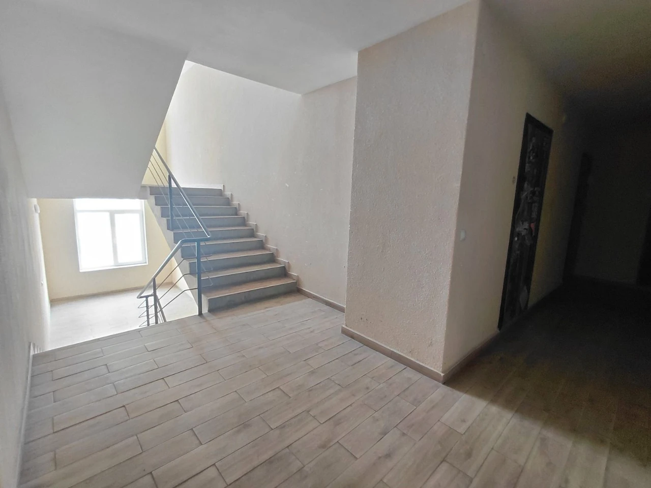 Продаж 2к квартири 64 кв. м на вулиці Тролейбусна
