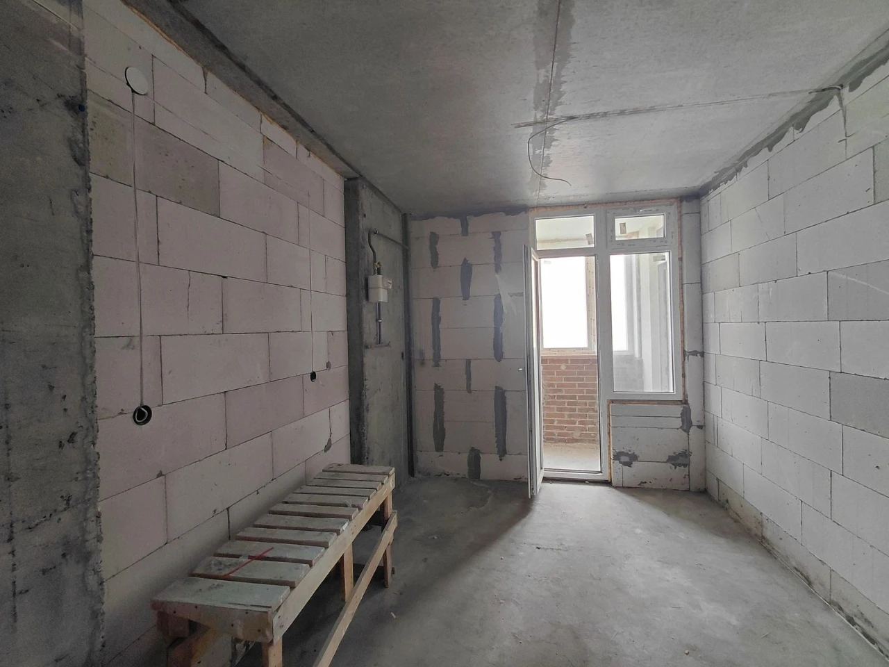 Продаж 2к квартири 64 кв. м на вулиці Тролейбусна