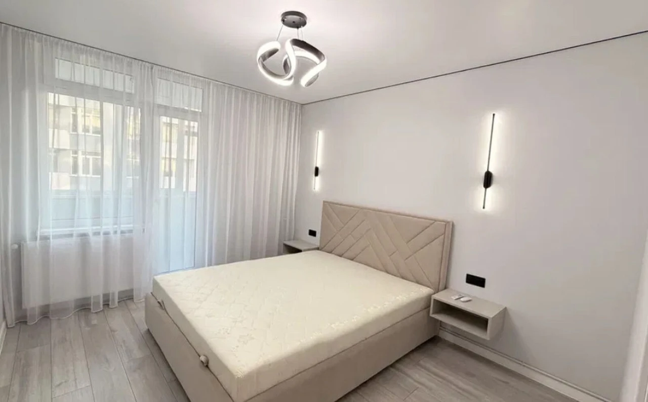 Продаж 2к квартири, 58 кв.м., вул. Київська