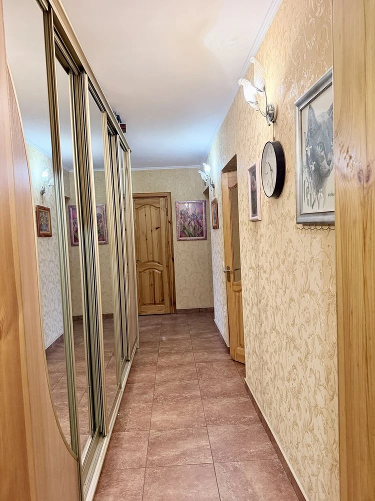 Продажа 2-комнатной квартиры ВЛАДЕЛЕЦ, железнодорожный район, Низинная 4, розг.