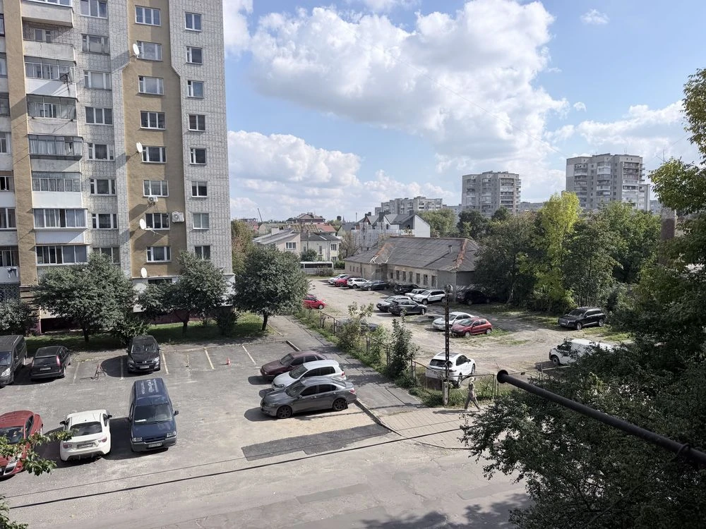 Продажа 2-комнатной квартиры ВЛАДЕЛЕЦ, железнодорожный район, Низинная 4, розг.