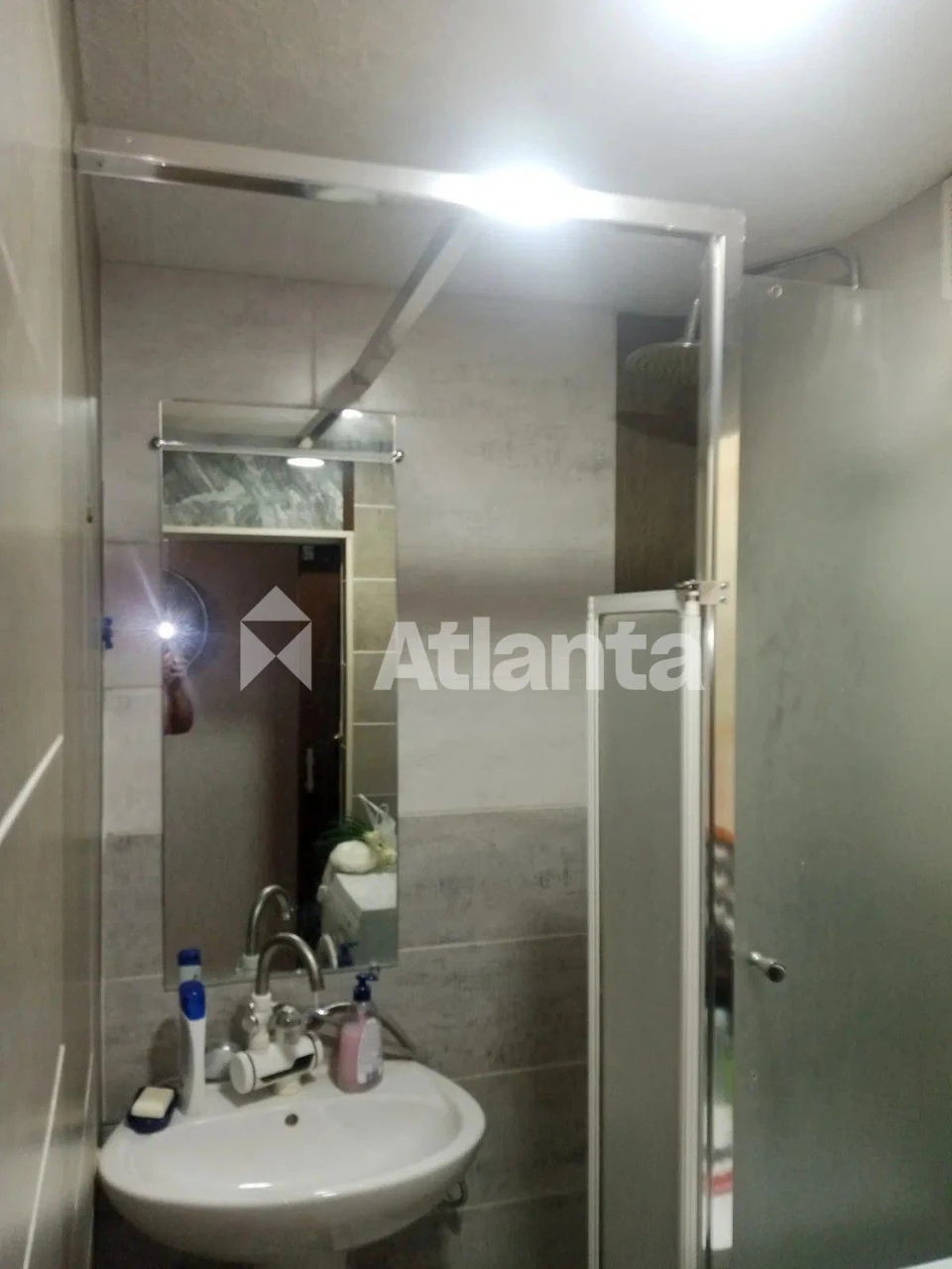Продается трехкомнатная квартира, готовая к проживанию