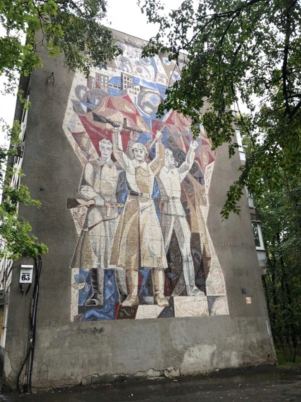 Продам 2 ком квартиру Павлово Поле к-т Довженко метро 23 Авг