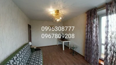 Продаю хорошую  2 комнатную квартиру , метро "Победа " 3 мин