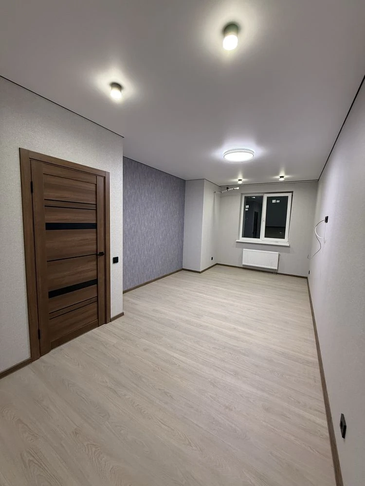 Продам квартиру в новобудові біля метро « Індустріальна»