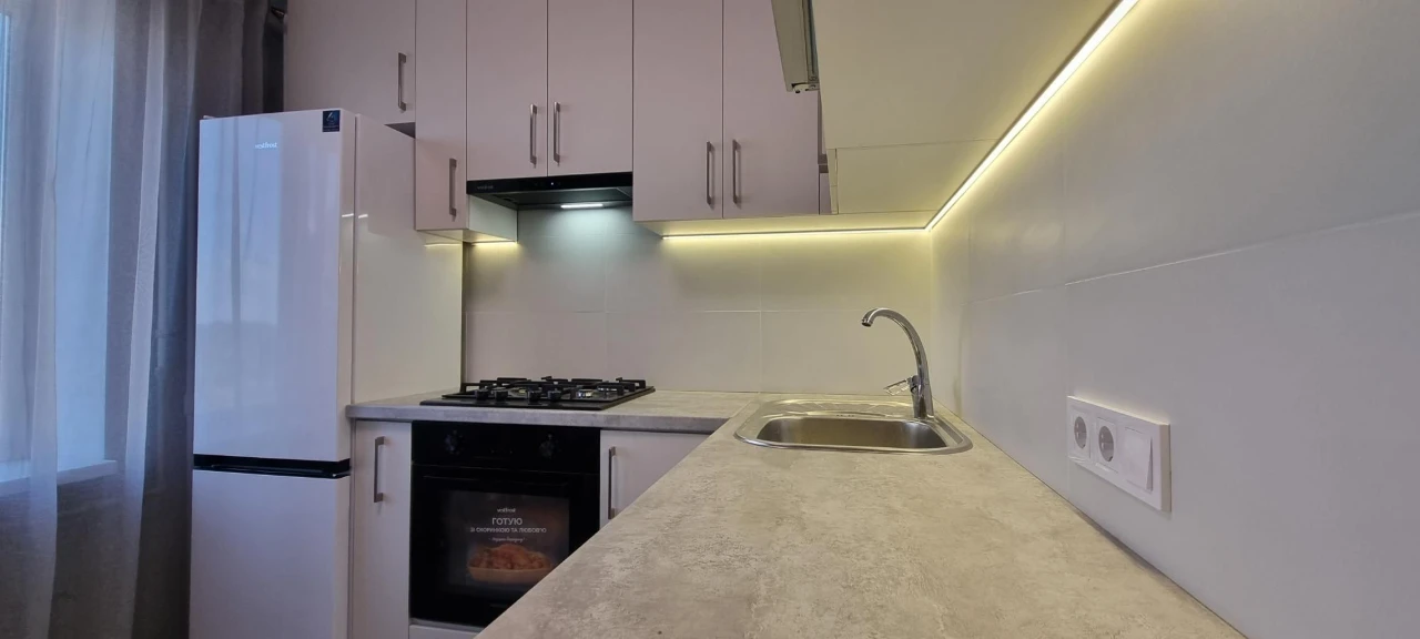 1-room apartment, Roganskaya St., 100V