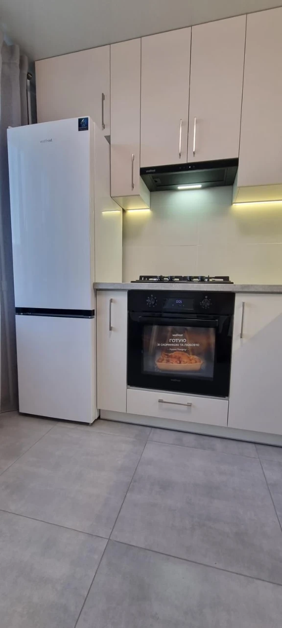 1-room apartment, Roganskaya St., 100V