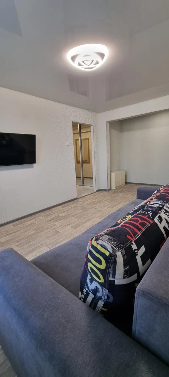 1-room apartment, Roganskaya St., 100V