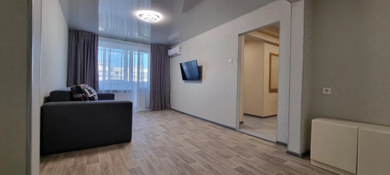 1-room apartment, Roganskaya St., 100V